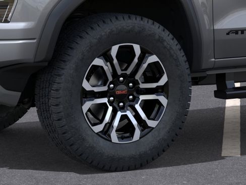 New 2026 GMC Canyon AT4 w/ Technology Plus Package AWD/4WD image 9