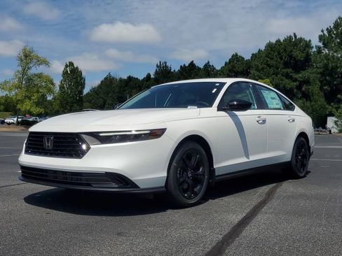 New 2025 Honda Accord SE image 31