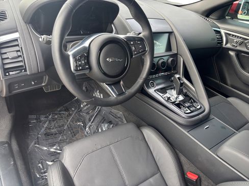 Used 2024 Jaguar F-TYPE R-Dynamic image 10