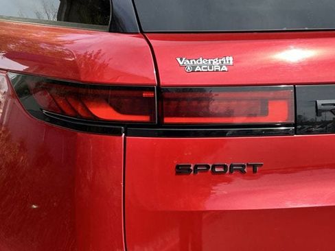 Used 2023 Land Rover Range Rover Sport SE image 7