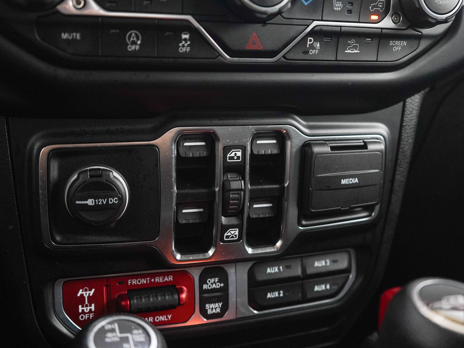 Used 2022 Jeep Gladiator Rubicon w/ LED Lighting Group AWD/4WD image 21