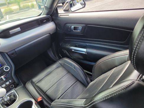 Used 2023 Ford Mustang GT Premium w/ Equipment Group 401A image 4