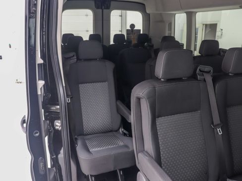 Used 2022 Ford Transit 350 XLT RWD image 14