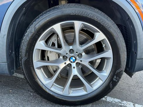 Used 2019 BMW X5 xDrive50i w/ Premium Package 2 AWD/4WD image 37