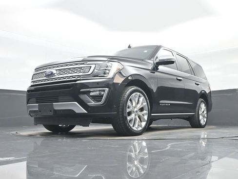 Used 2019 Ford Expedition Platinum RWD image 25
