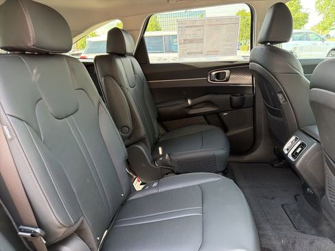 New 2026 Kia Sorento EX AWD/4WD image 13
