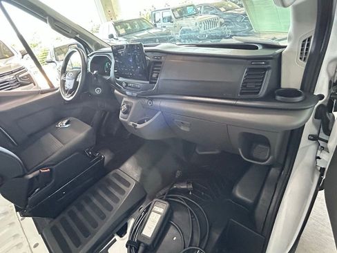 Used 2024 Ford E-Transit Base image 35