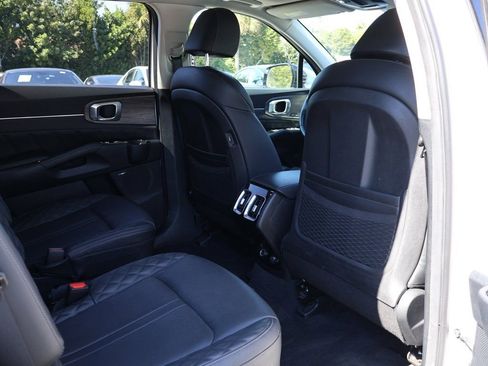 Used 2022 Kia Sorento SX Prestige AWD/4WD image 38