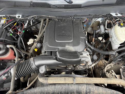 Used 2017 Chevrolet Silverado 2500 W/T w/ WT Convenience Package AWD/4WD image 9