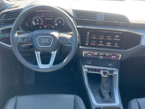 Certified 2025 Audi Q3 2.0T Premium w/ Convenience Package image 25