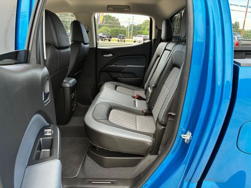 Used 2021 Chevrolet Colorado Z71 AWD/4WD image 29
