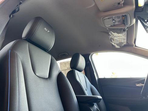 New 2026 Buick Encore GX Sport Touring FWD image 17