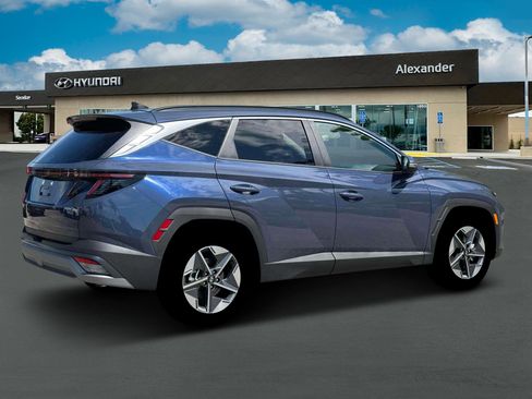 New 2026 Hyundai Tucson SEL FWD image 8