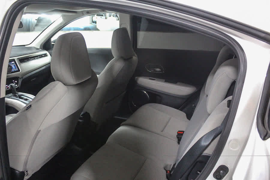 Used 2021 Honda HR-V EX image 19