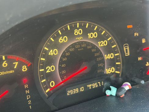 Used 2010 Honda Odyssey LX image 9