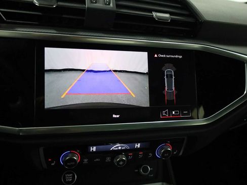 Certified 2025 Audi Q3 2.0T Premium w/ Convenience Package image 31