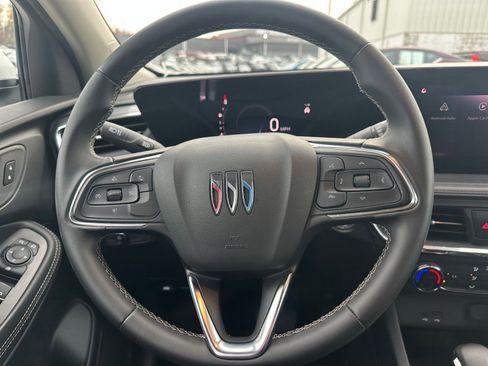 Used 2025 Buick Encore GX Preferred image 25