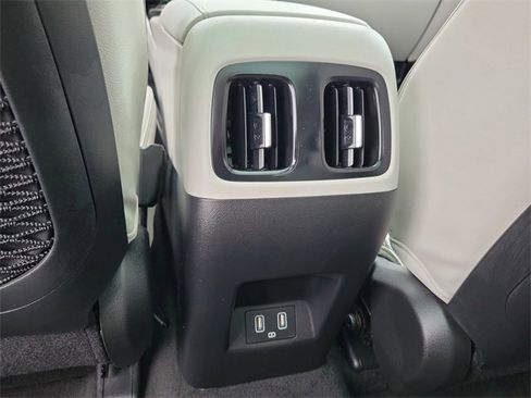 Used 2023 Hyundai Tucson Limited image 18