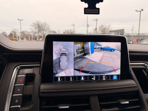 Used 2021 Chevrolet Tahoe LT w/ LT Signature Package image 31