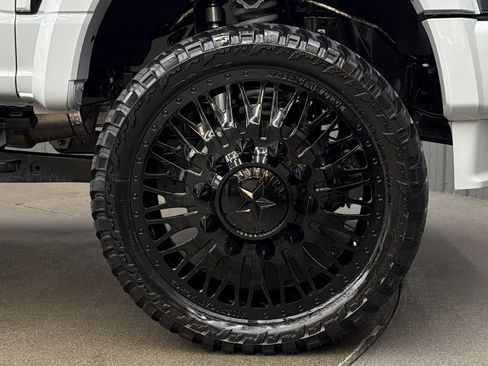 Used 2026 Ford F450 Platinum AWD/4WD image 9