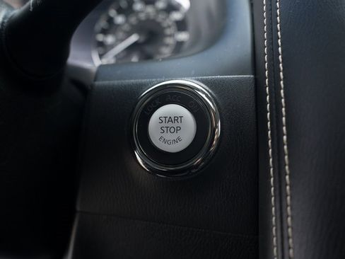 Used 2021 INFINITI QX80 Premium Select w/ All-Season Package image 29