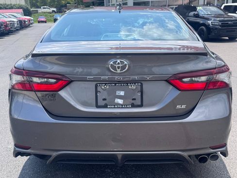 Used 2021 Toyota Camry SE FWD image 4