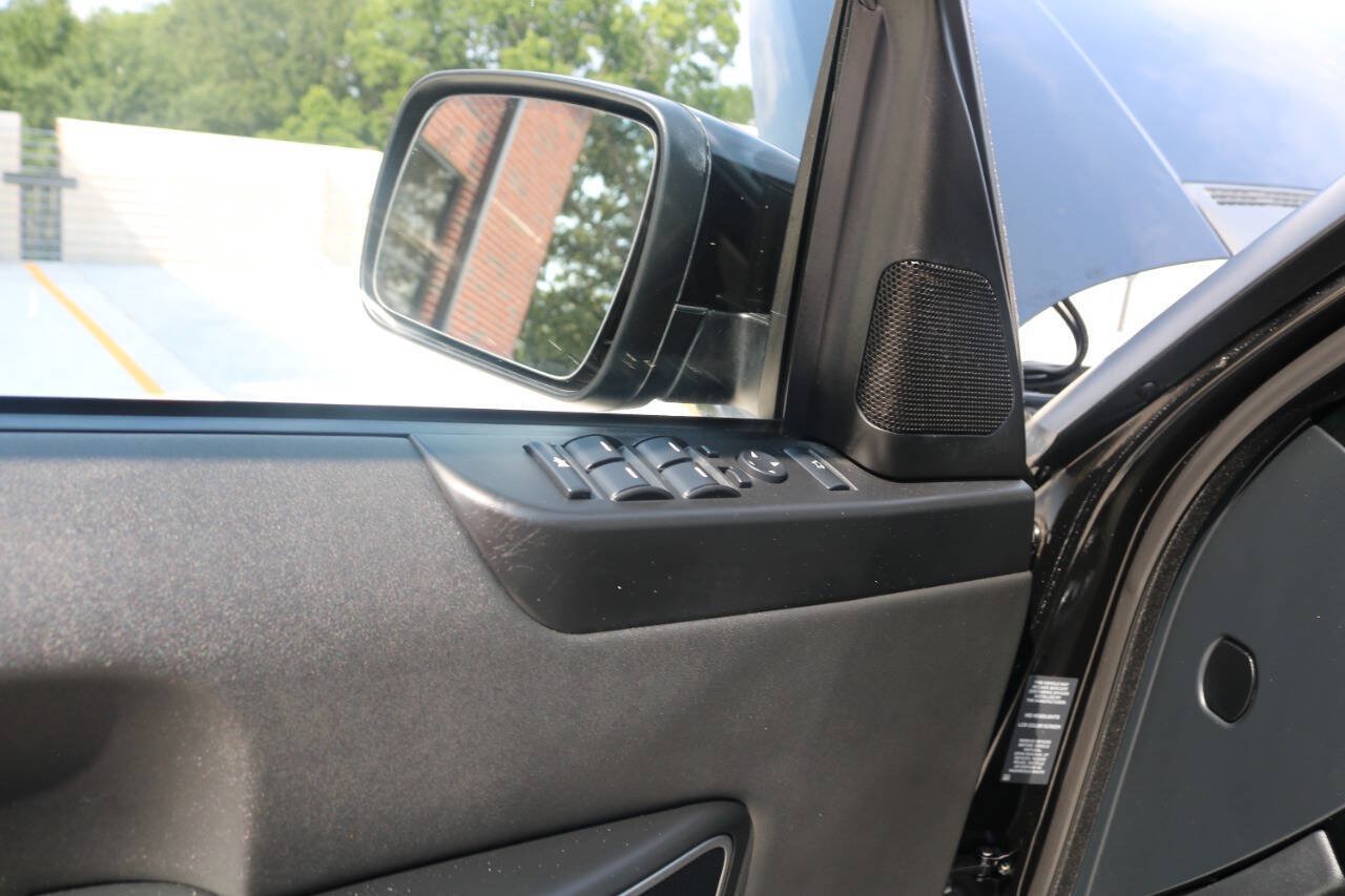 Used 2012 Land Rover Range Rover HSE LUX AWD/4WD image 47