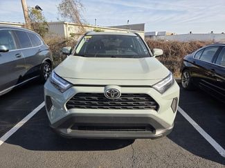 Used 2022 Toyota RAV4 XLE w/ Convenience Package video 2