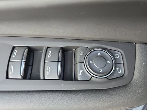 New 2026 Chevrolet Suburban High Country w/ LPO, Illumination Package AWD/4WD image 29