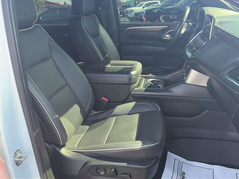 Used 2022 Chevrolet Suburban Premier AWD/4WD image 23