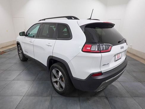Used 2022 Jeep Cherokee Limited image 3
