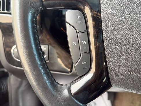 Used 2014 Chevrolet Express 1500 AWD image 10
