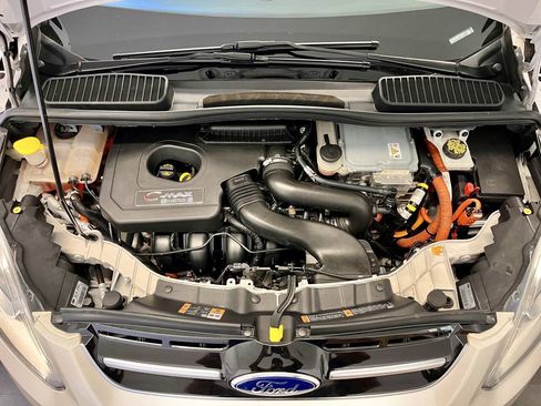 Used 2015 Ford C-MAX Energi SEL w/ Equipment Group 303A FWD image 23