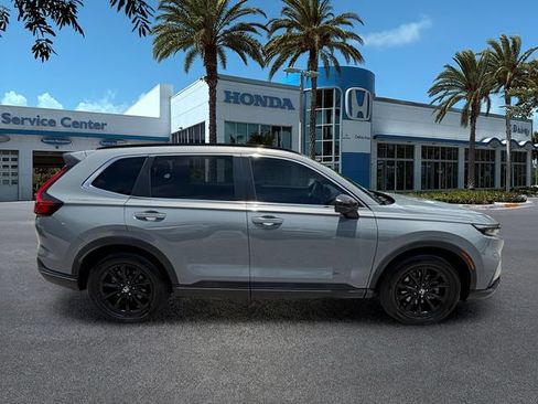 Used 2023 Honda CR-V Sport image 9