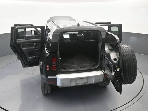 Used 2025 Land Rover Defender 110 S AWD/4WD image 73