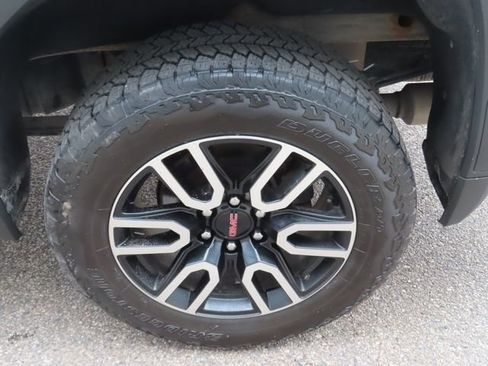 Used 2021 GMC Sierra 1500 AT4 w/ AT4 Value Package image 16