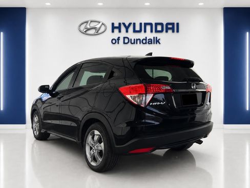 Used 2020 Honda HR-V LX image 2