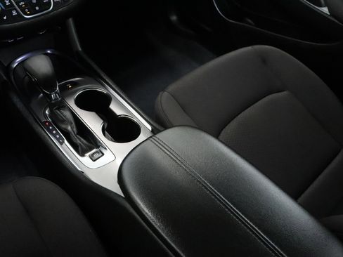 Used 2024 Chevrolet Malibu LT FWD image 17