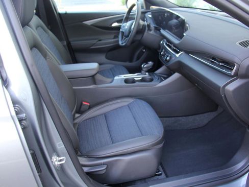 Used 2025 Buick Envista Preferred w/ Convenience I Package image 25