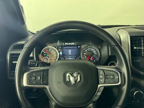 Used 2025 RAM 1500 Warlock AWD/4WD image 13
