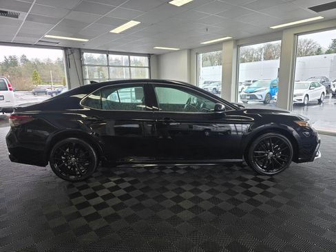 Used 2024 Toyota Camry XSE image 2