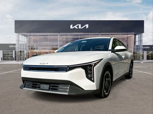 New 2025 Kia K4 EX image 4
