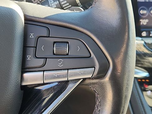 Used 2022 Cadillac XT6 Premium Luxury image 23