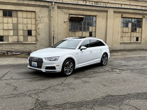 Used 2019 Audi A4 2.0T allroad Premium Plus w/ Premium Plus Package AWD/4WD image 2