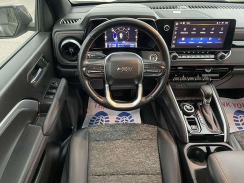 Used 2023 Chevrolet Colorado Z71 w/ Z71 Convenience Package 2 image 12