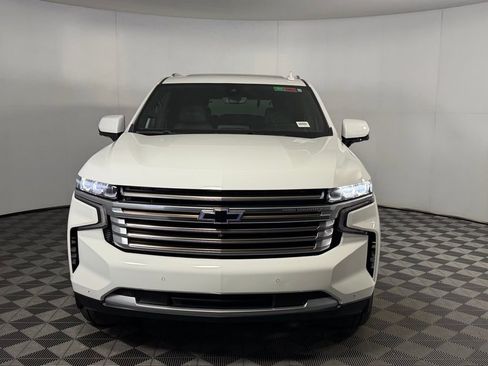 Used 2021 Chevrolet Tahoe High Country w/ Premium Package RWD image 9