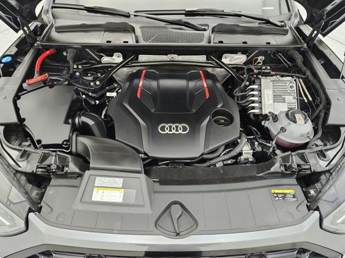 Used 2023 Audi SQ5 Premium Plus w/ Premium Plus Package AWD/4WD image 17