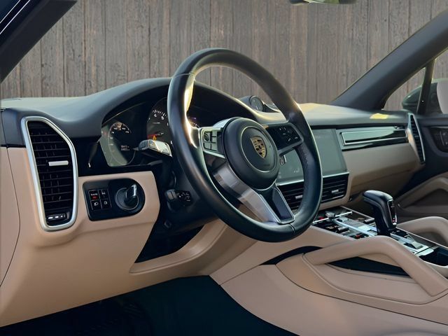 Used 2020 Porsche Cayenne AWD/4WD image 22