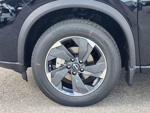 New 2026 Nissan Rogue SV w/ SV Premium Package image 7