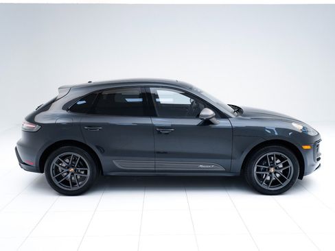 New 2026 Porsche Macan image 8